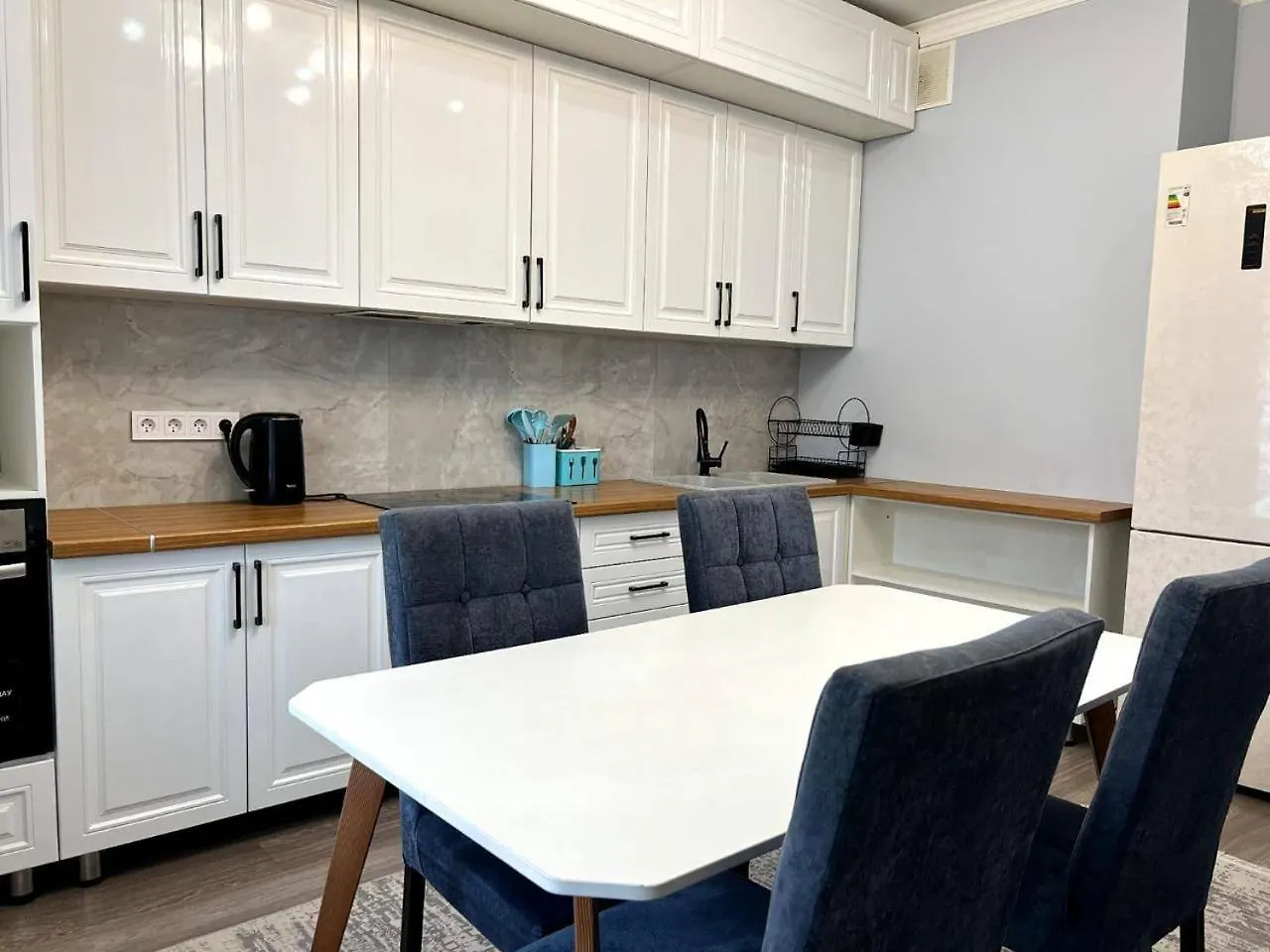 Apartment Riviera Luxe Stay Almaty